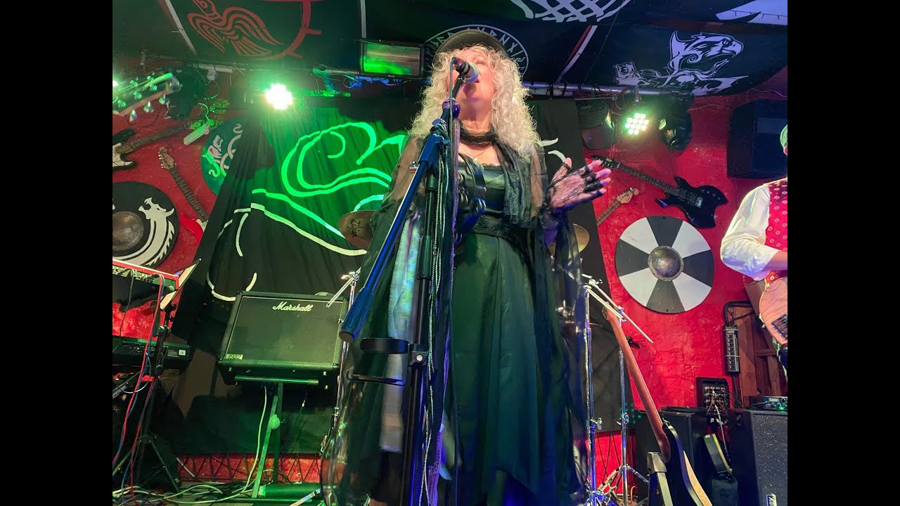 Stevie Mac (Stevie Nicks, Fleetwood Mac Tribute)